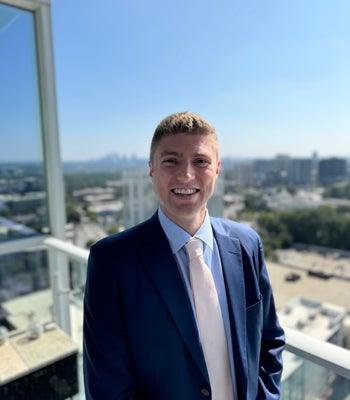 Portrait of Robert "Bobby" Bailey, Realtor ®.